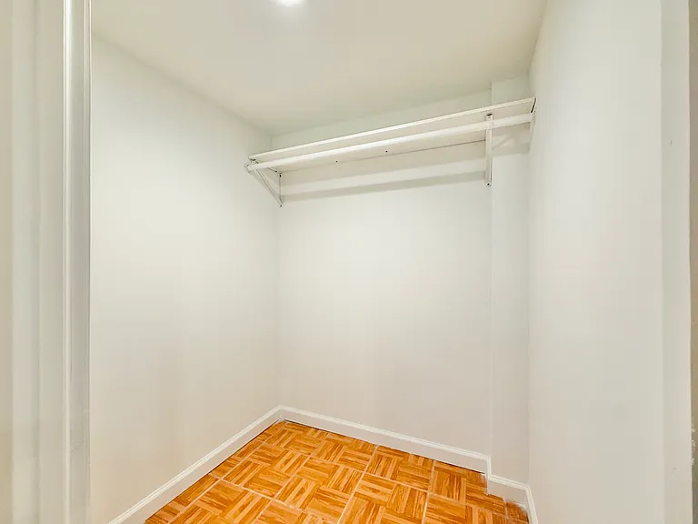 52 Manor St #1 — Photo 31