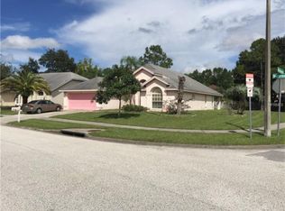 6124 Weatherwood Cir, Zephyrhills, FL 33545
