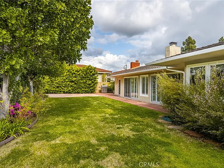 12791 Brittany Woods Dr — Photo 35