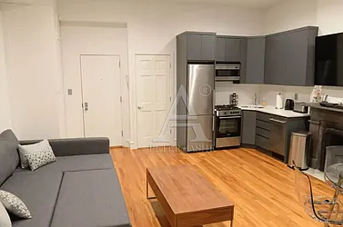 Rented by Peter Ashe