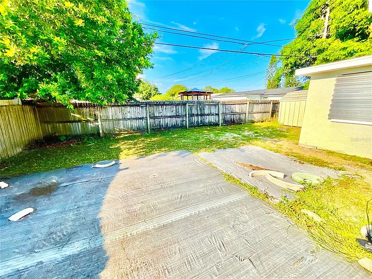 4750 Gaslight Ave — Photo 16