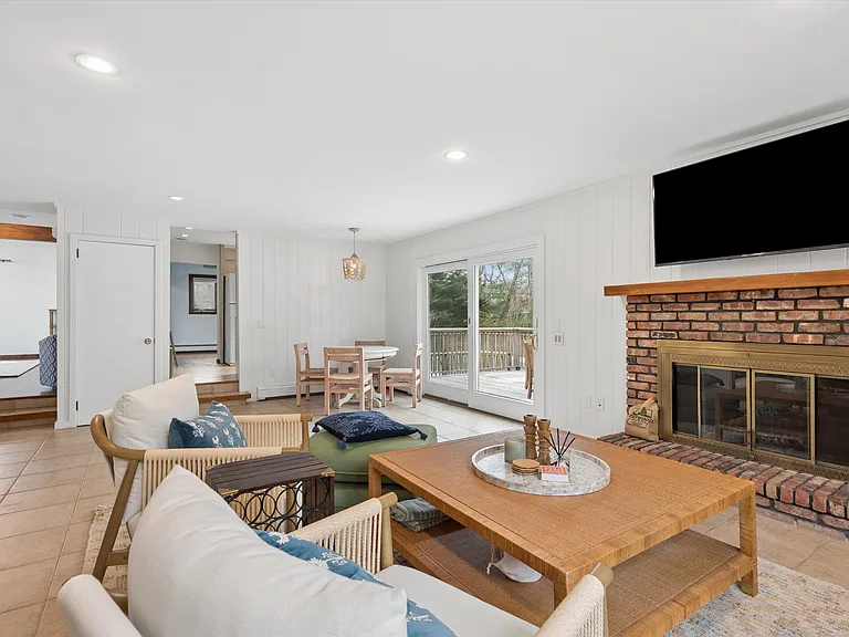 15 Windwood Ct — Photo 8