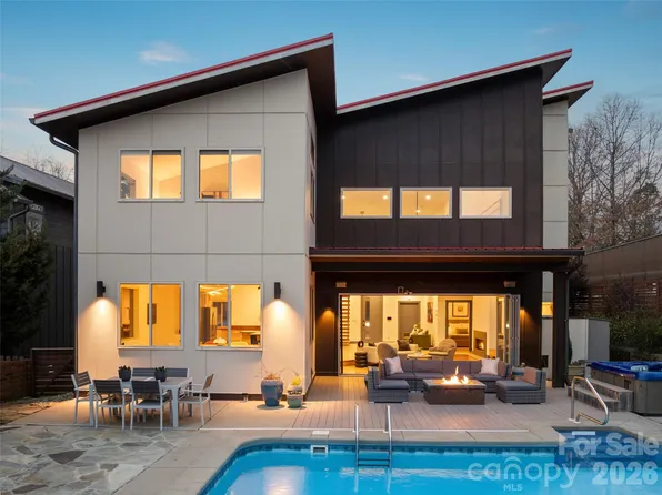 46 Park Ave N, Asheville, NC 28801