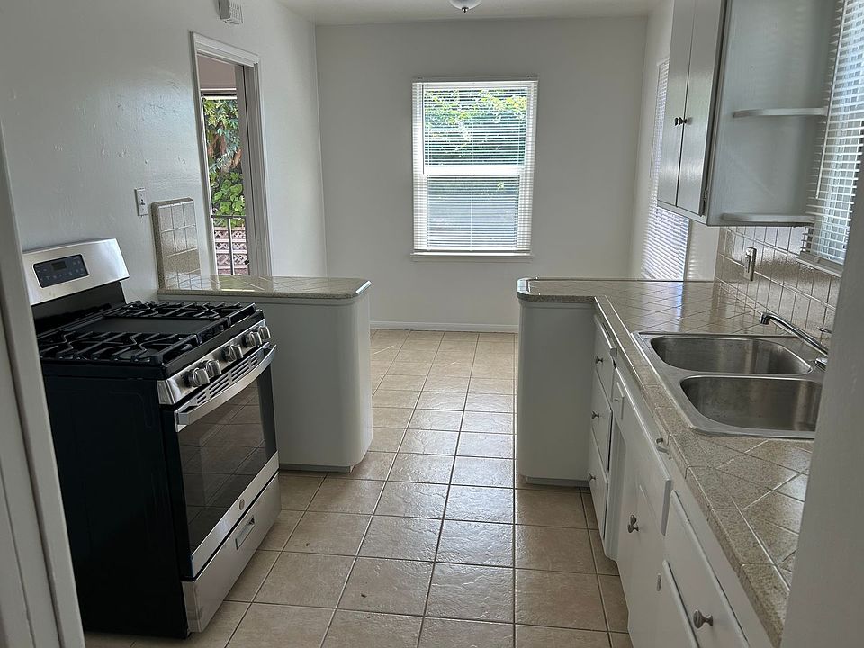 1st image of 7901-7915 15th St