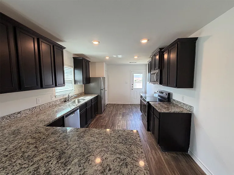 14213 Prairie Sod Ln — Photo 17