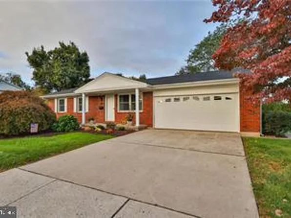 1166 7th St, Catasauqua, PA 18032