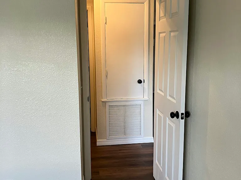 7570 Berwick St — Photo 15