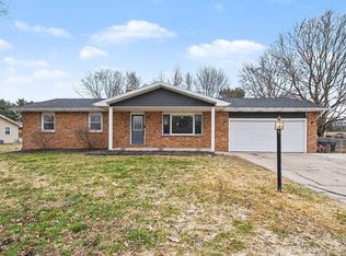 51866 Columbine Dr, Granger, IN 46530