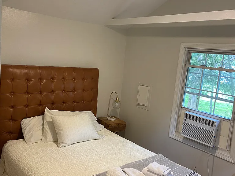1015 Ridgefield Rd — Photo 6