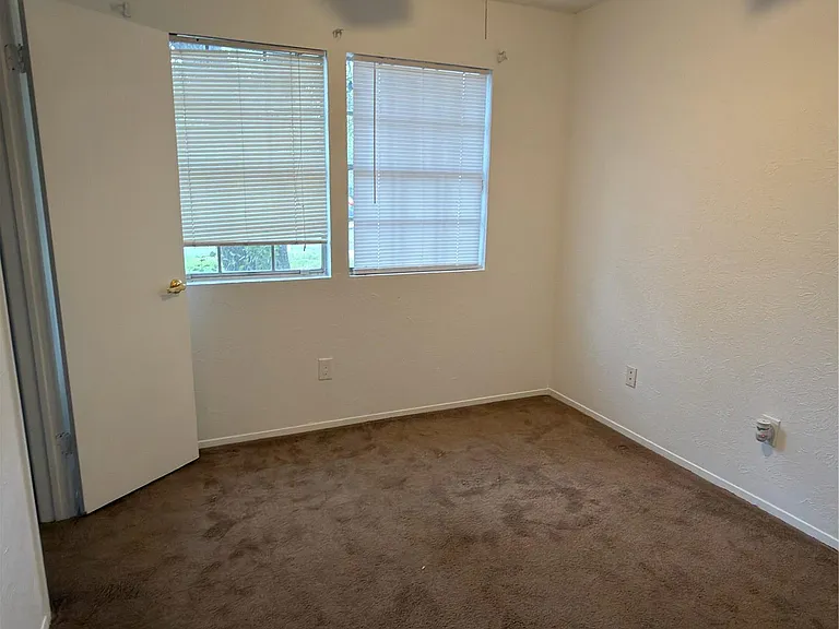 5601 Porsche Ln — Photo 30