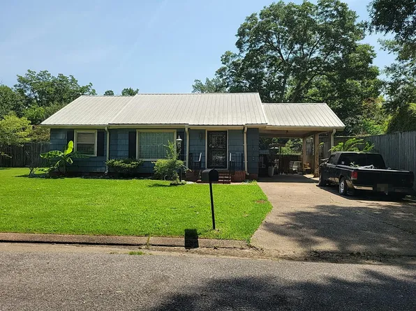 1434 Sunset Cir, Clarksdale, MS 38614