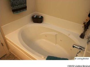 224 Crown Ct, Mount Washington, KY 40047