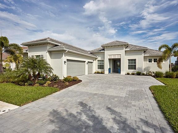 2nd image of 6026 Diamonte PL
