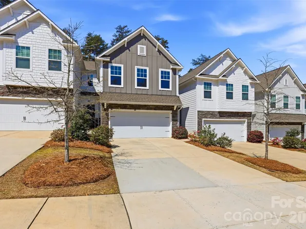 1117 Streamside Ln, York, SC 29745