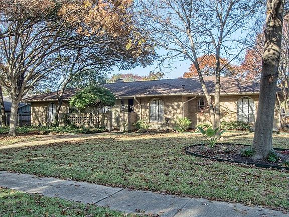2nd image of 2521 Little Creek Dr