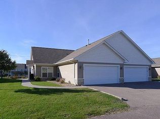 2426 Foxglove Cir, Hudson, WI 54016
