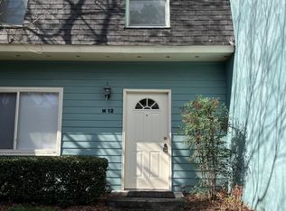 501 SW 75th St APT H12, Gainesville, FL 32607