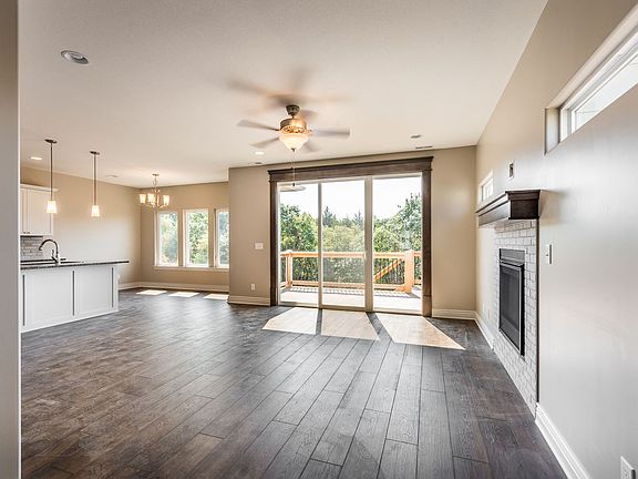 3rd image of 417 Sweetgum Ct