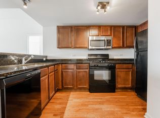 4217 W Irving Park Rd #B2, Chicago, IL 60641