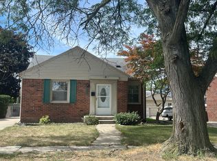 1464 21st St, Wyandotte, MI 48192
