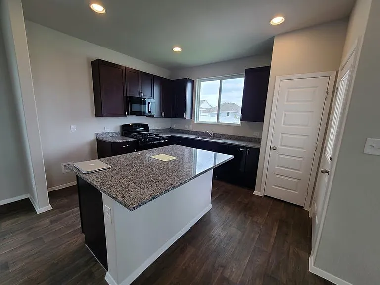 156 Huckleberry Ln — Photo 3