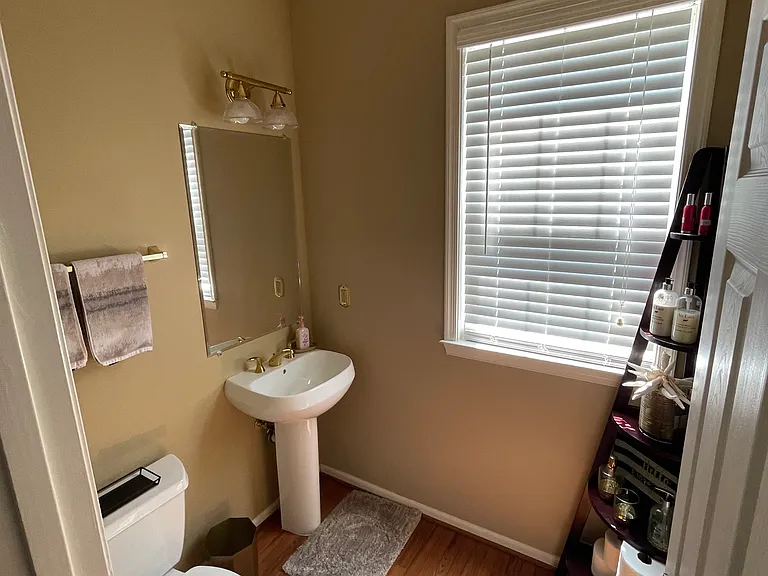 2102 Powells Landing Cir — Photo 8