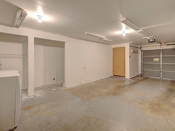 3rd image of 13216 NE Salmon Creek Ave Unit Q3