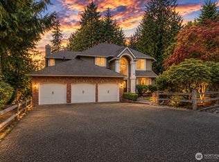 17319 213th Avenue NE, Woodinville, WA 98077