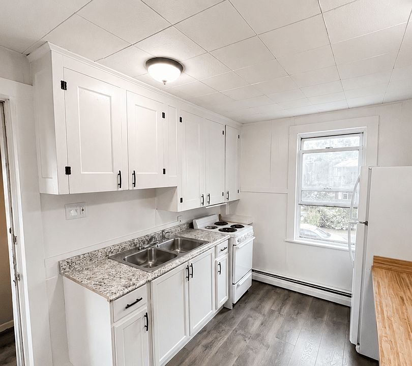 1st image of 53 Clinton Ave #5