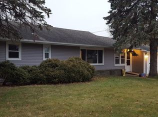 2413 Sandy Hollow Rd, Rockford, IL 61109