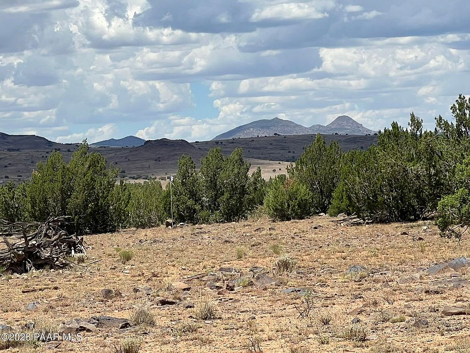 1st image of 59 W Rocky Rabbit Rd