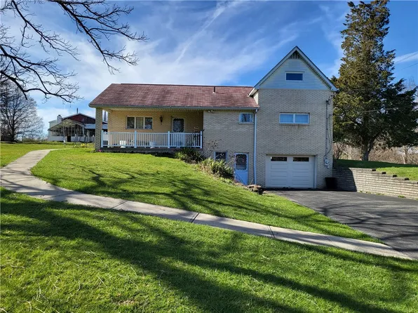 855 Hookstown Grade Rd, Coraopolis, PA 15108