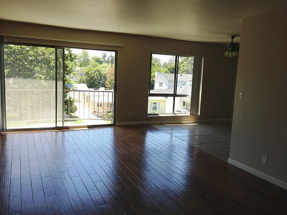 4th image of 4304 Babcock Ave APT 301