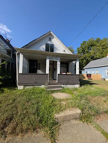 2601 W Latrobe St Photo 1
