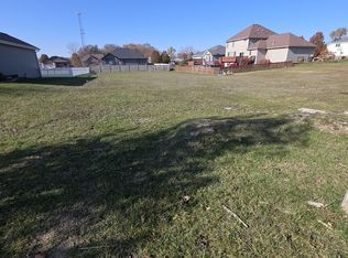206 N Hickory St, Peotone, IL