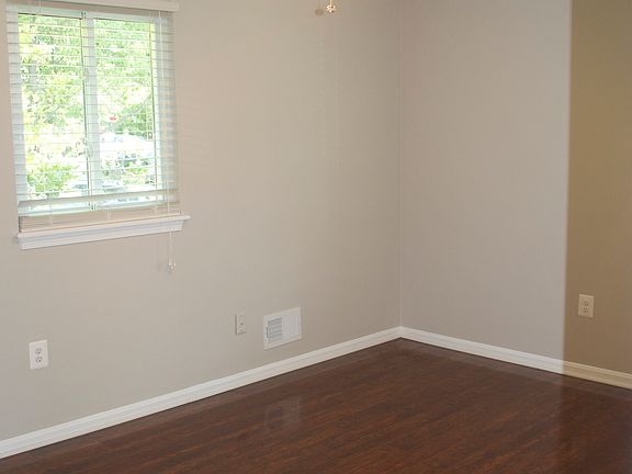 4th image of 2895 Cedar Crest Ct