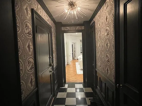 298 Marlborough St APT 4, Boston, MA 02116