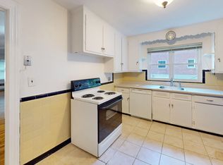 113-115 Withington Rd #1, Newtonville, MA 02460