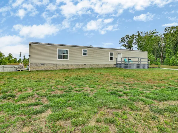 2930 Doc Loy Rd, Grandview, TN 37337
