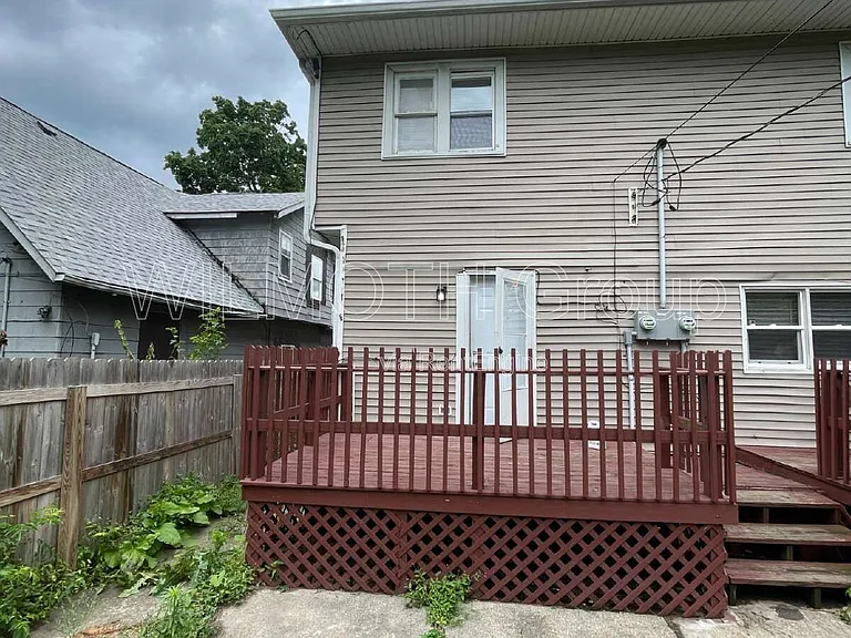 916 N Tuxedo St — Photo 15