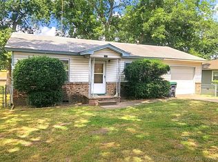 1312 Elizabeth Ave, Tahlequah, OK 74464