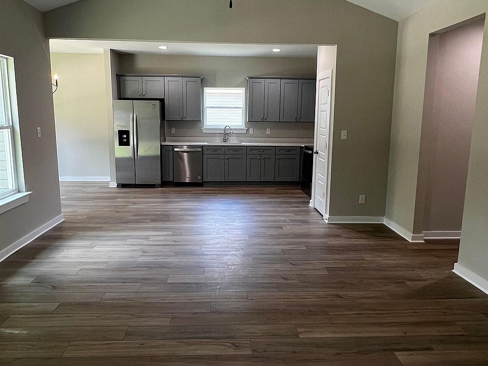 2nd image of 311 Kennesaw Ave
