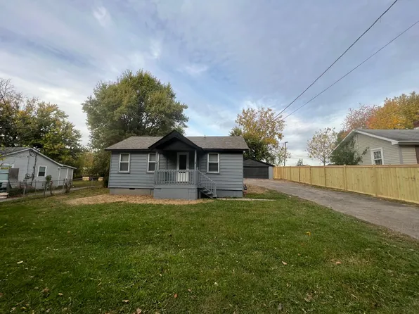 5 Browns Ct, Radcliff, KY 40160