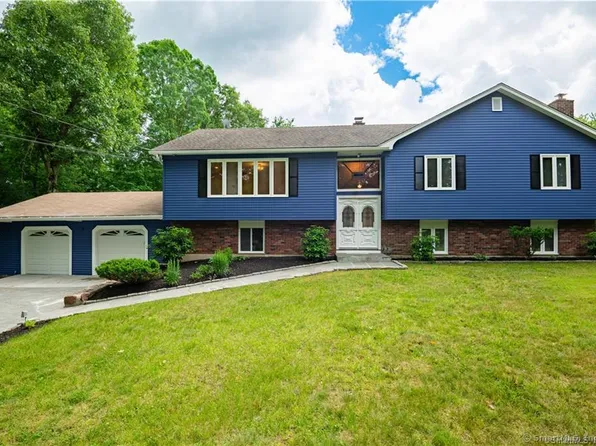 34 Lloyd Street, Hamden, CT 06518