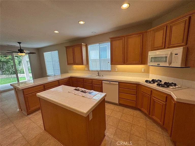 28346 Panorama Hills Dr — Photo 6
