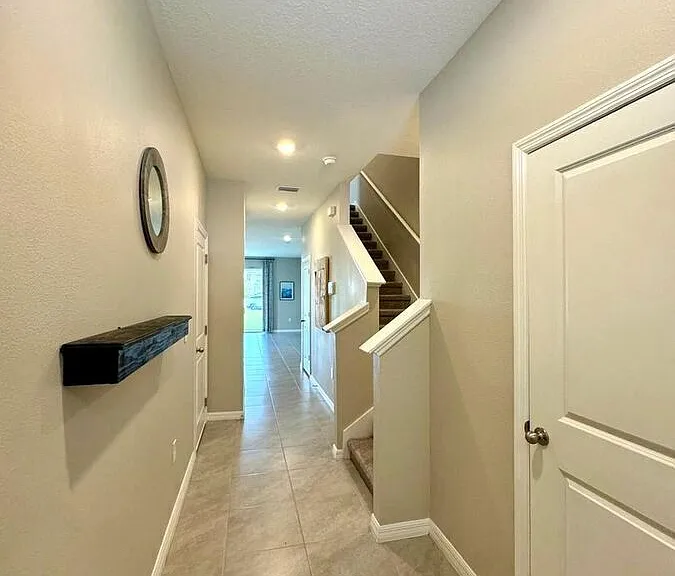 33106 Major Oak Dr — Photo 2