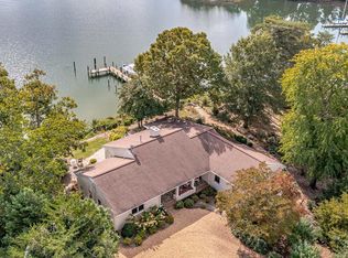 172 Tilden Ln, Weems, VA 22576