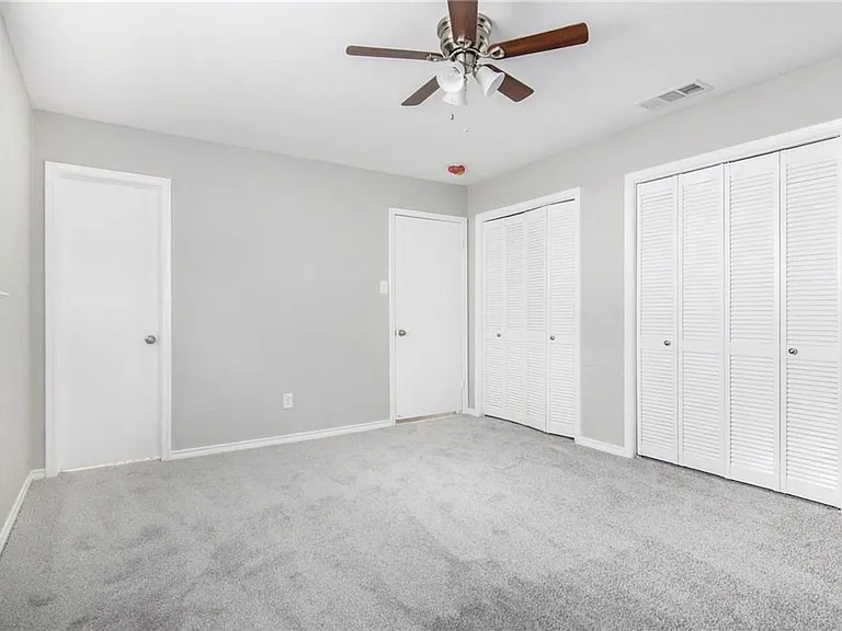 2808 Golfing Green Dr — Photo 17