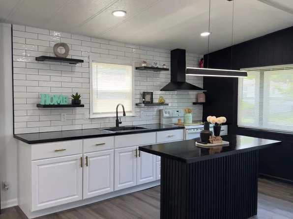 1957 Melvin Dr, Edgewood, MD 21040