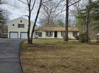 11 Walnut St, Douglas, MA 01516